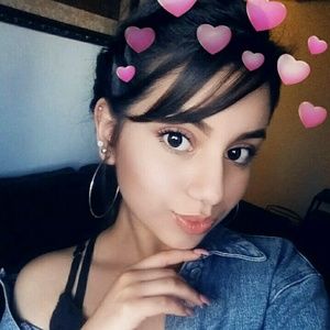 Meet your Posher, Lilian